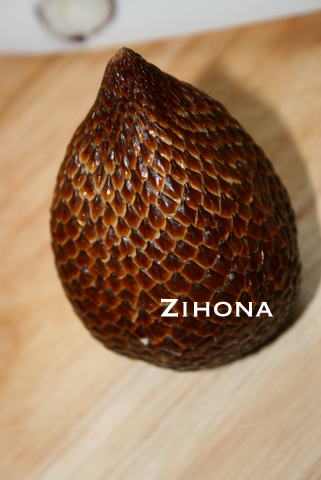 Snake skin fruit